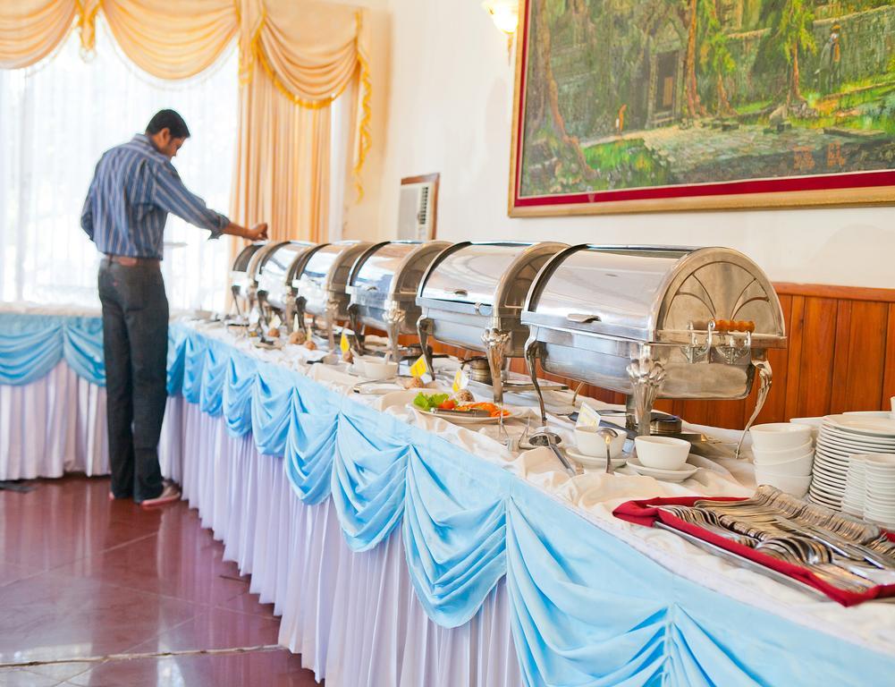 Golden Sand Hotel Sihanoukville Exterior photo