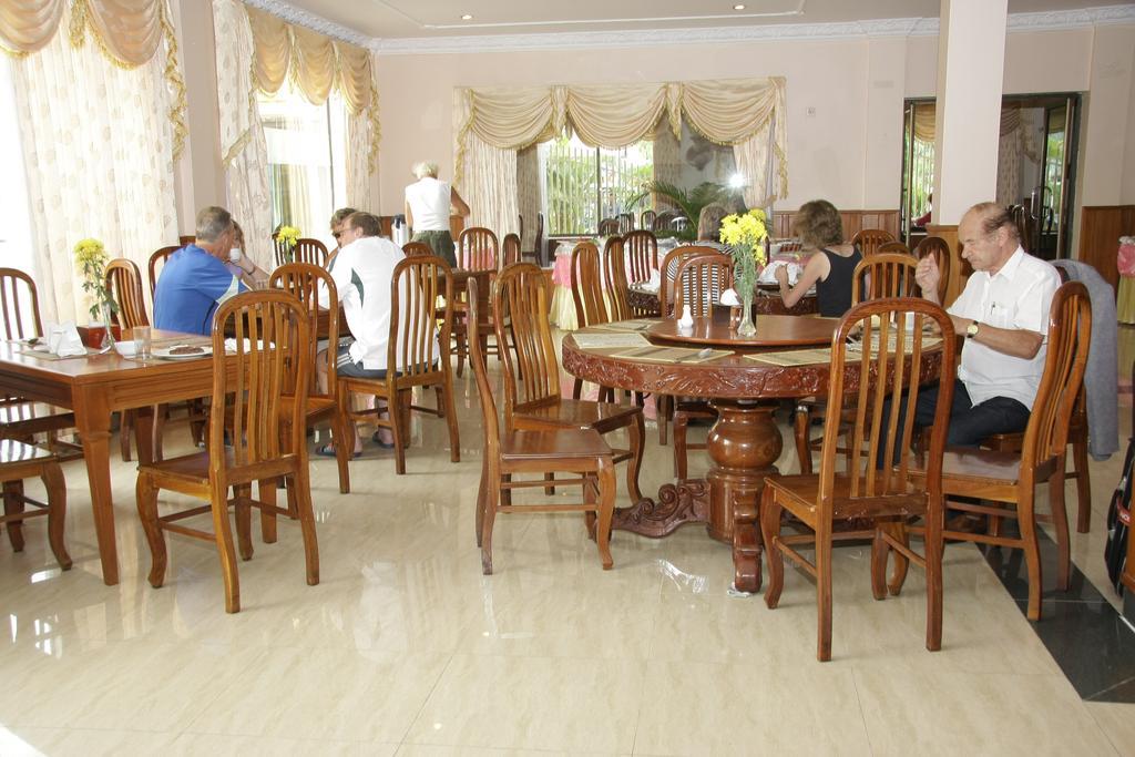 Golden Sand Hotel Sihanoukville Exterior photo