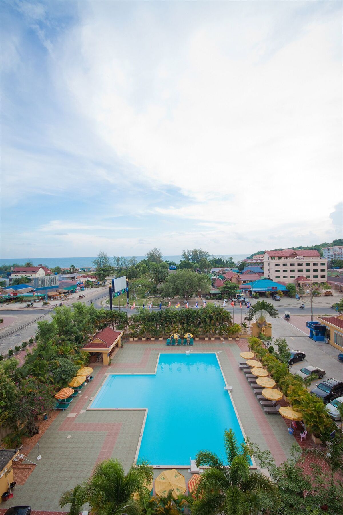 Golden Sand Hotel Sihanoukville Exterior photo