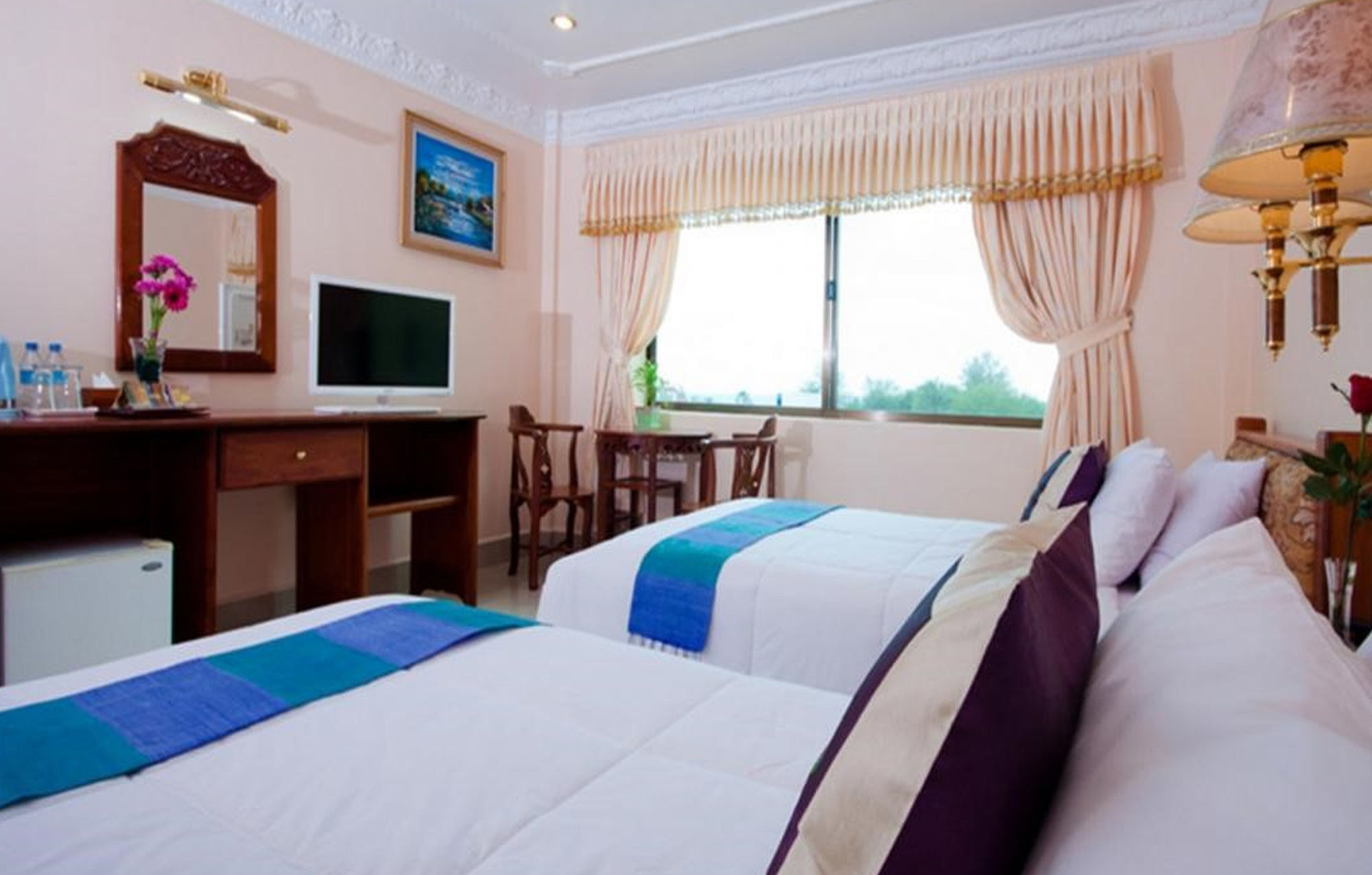 Golden Sand Hotel Sihanoukville Exterior photo